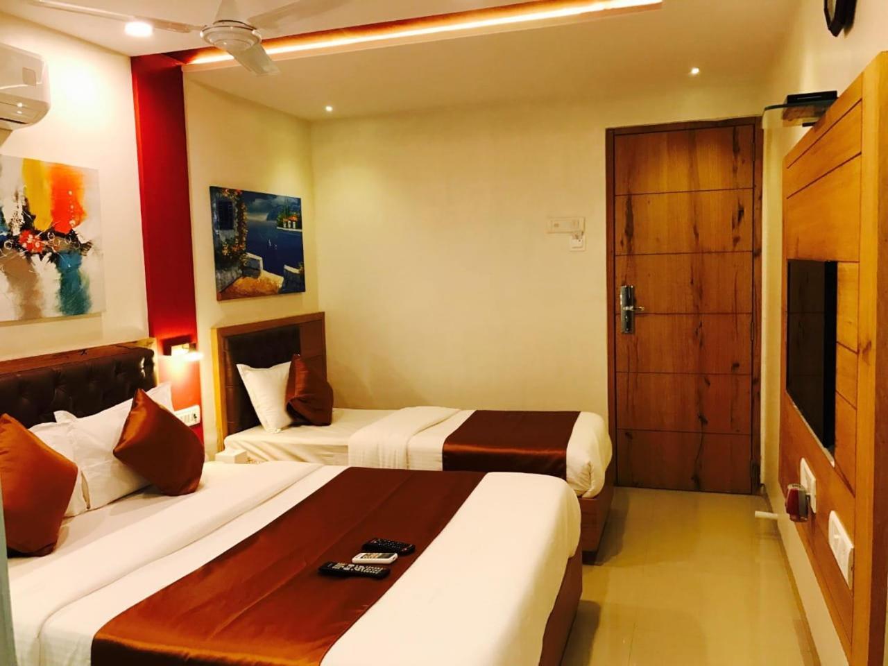 Grandeur By Avion Palace Near T2 International Airport Mumbai Exterior foto